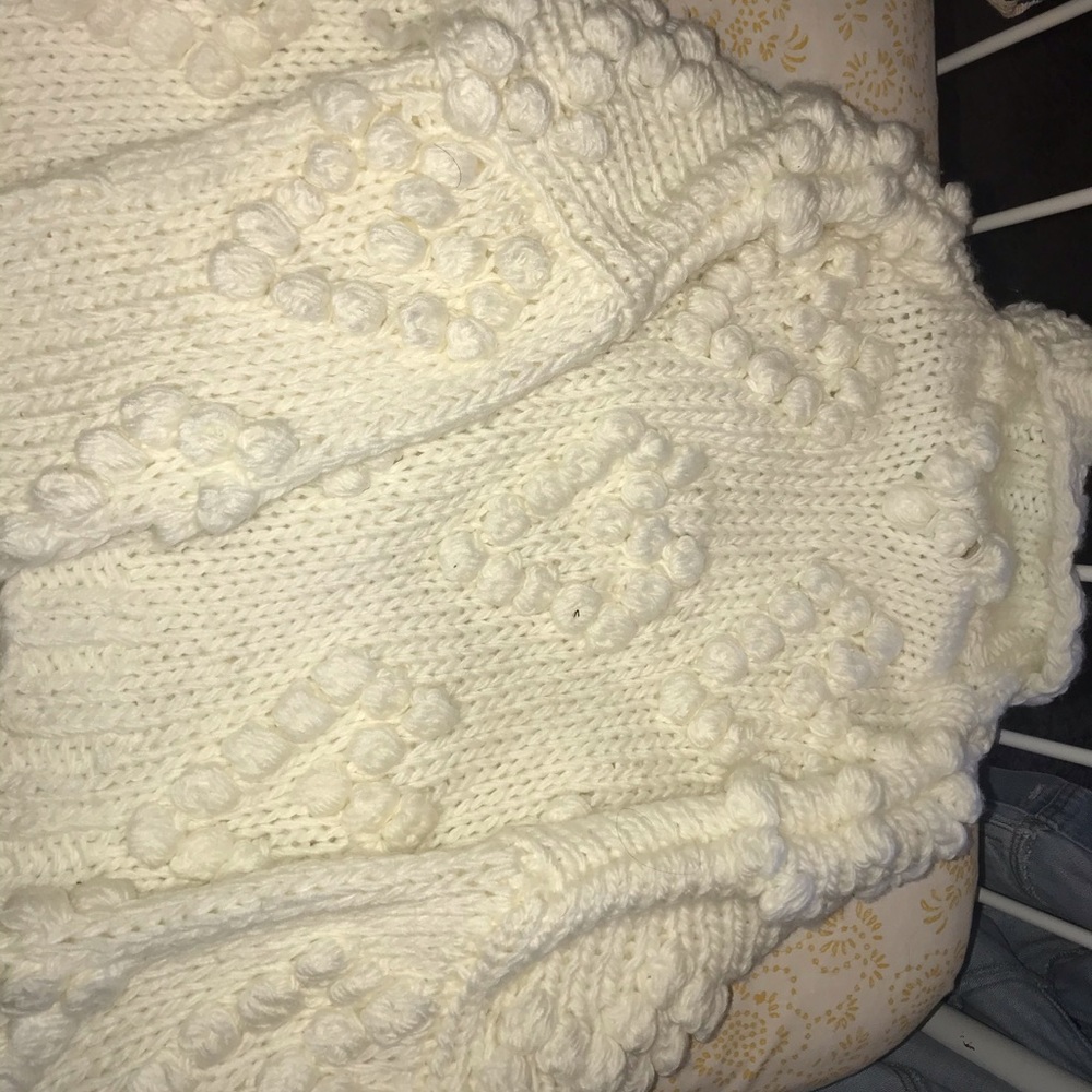 White thick knitted sweater